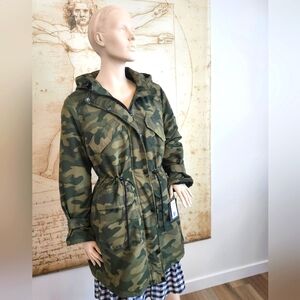 Brand New with Tags! Steve Madden camo anorak coat